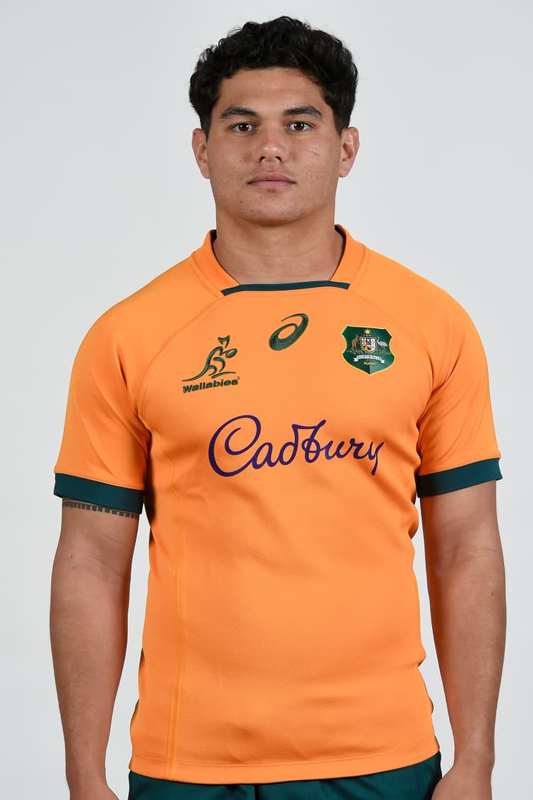 Noah Lolesio Wallabies Headshot 2022