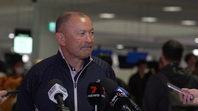 Wallabies Press Conference: Eddie Jones Sydney Airport